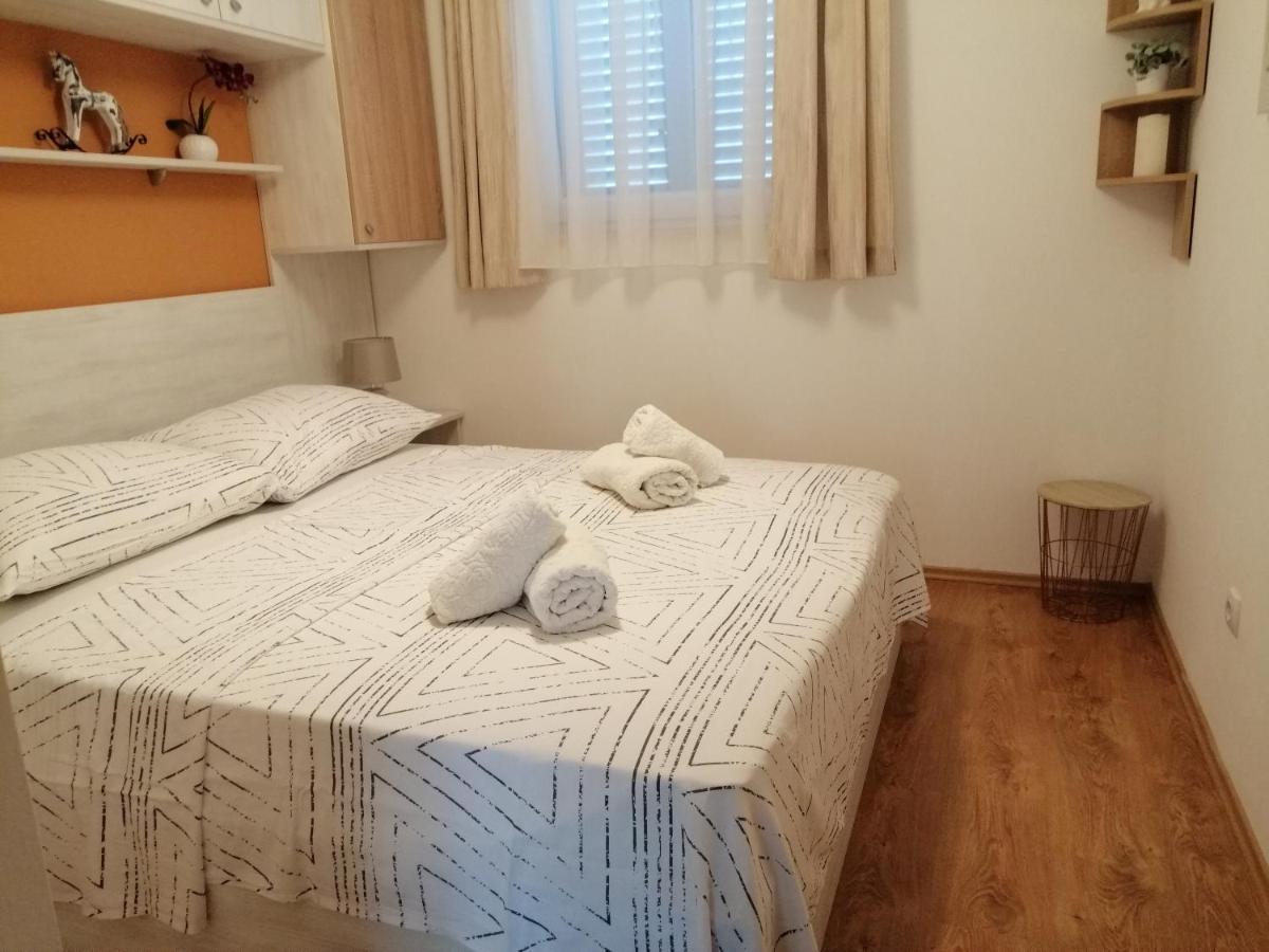 Natalija Apartment โรกอซนิซา ภายนอก รูปภาพ