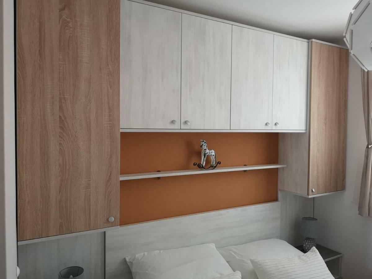 Natalija Apartment โรกอซนิซา ภายนอก รูปภาพ