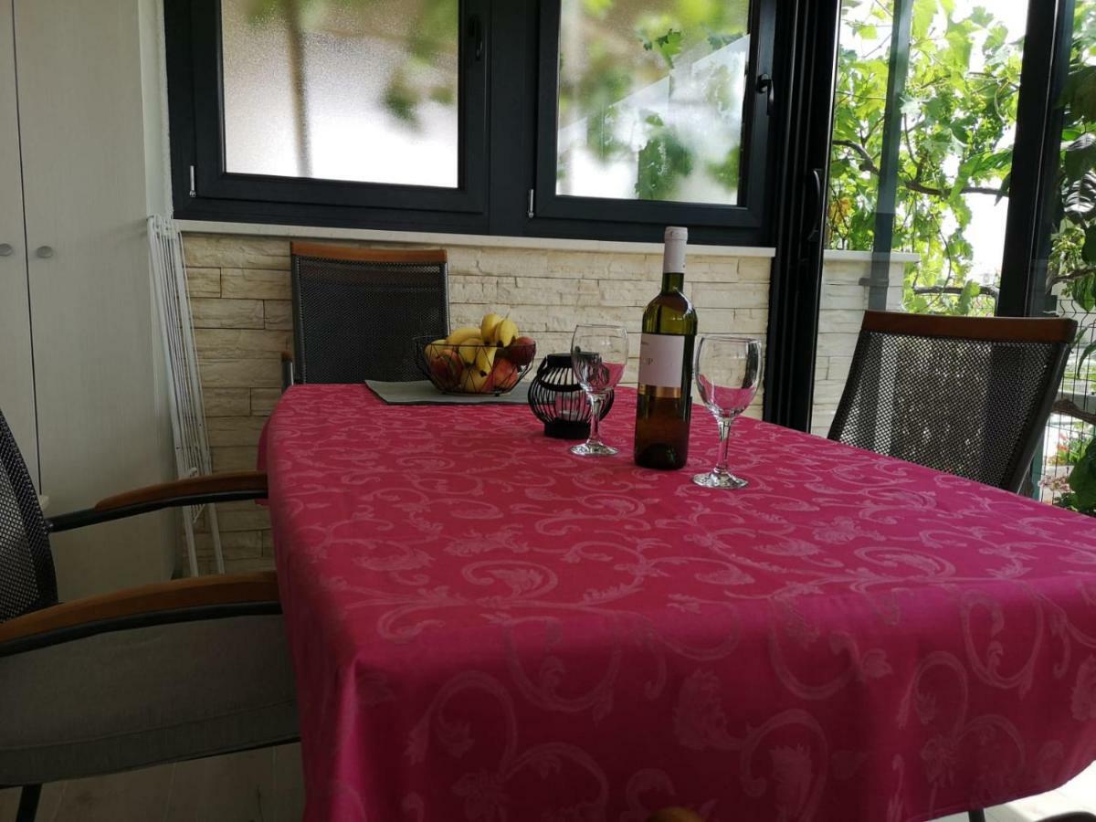 Natalija Apartment โรกอซนิซา ภายนอก รูปภาพ